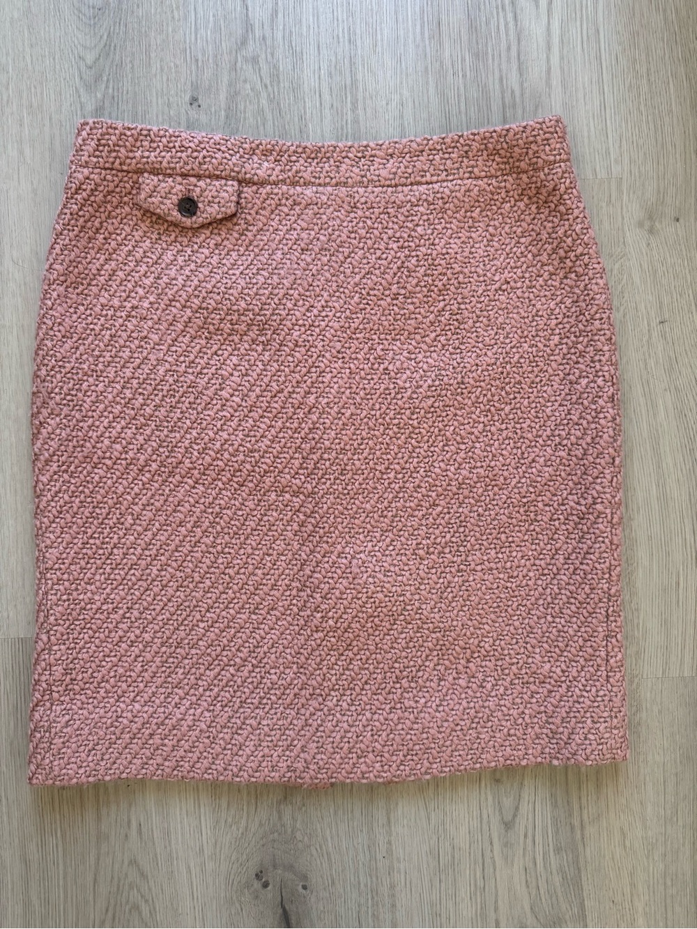 J. Crew Textured Pink Bouclé The Pencil Skirt Size 6